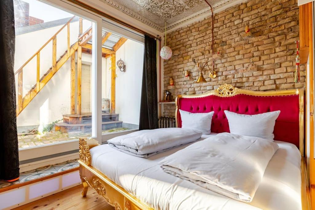 Steampunk Penthouse With Roof Terrace * Berlin